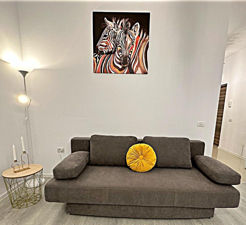 Hezo Sunshine Studio And Apartment Năvodari Exterior foto